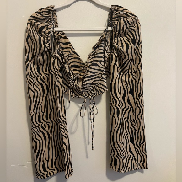 Patterned crop top - Picture 2 of 2